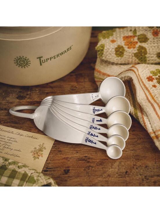 Tupperware Other - Vintage Tupperware Measuring Spoon Set White Nesting Spoons